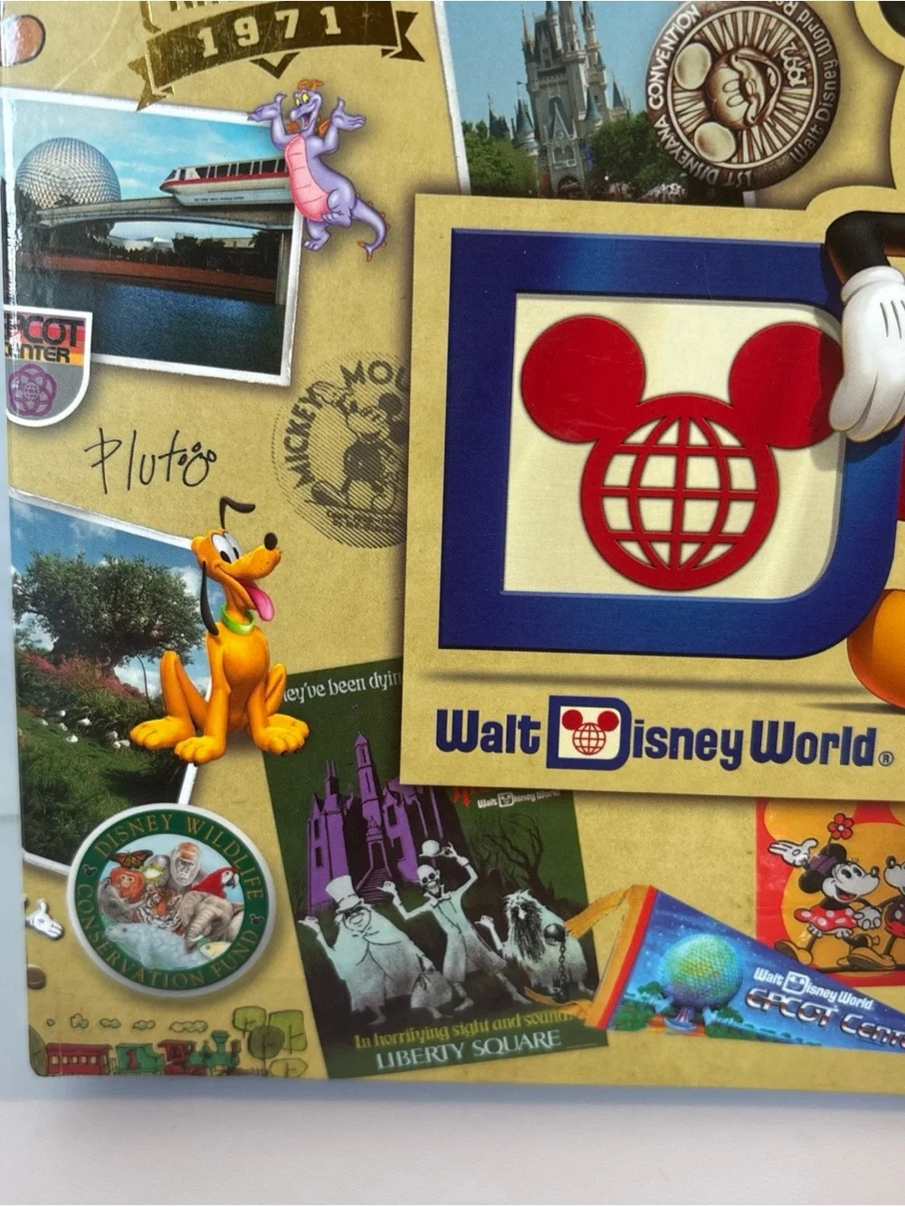 Walt Disney World 40th Anniversary Mickey Photo Album Vacation Memory Scrapbook